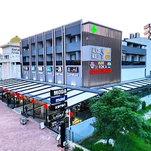 Alice Otel Antalya